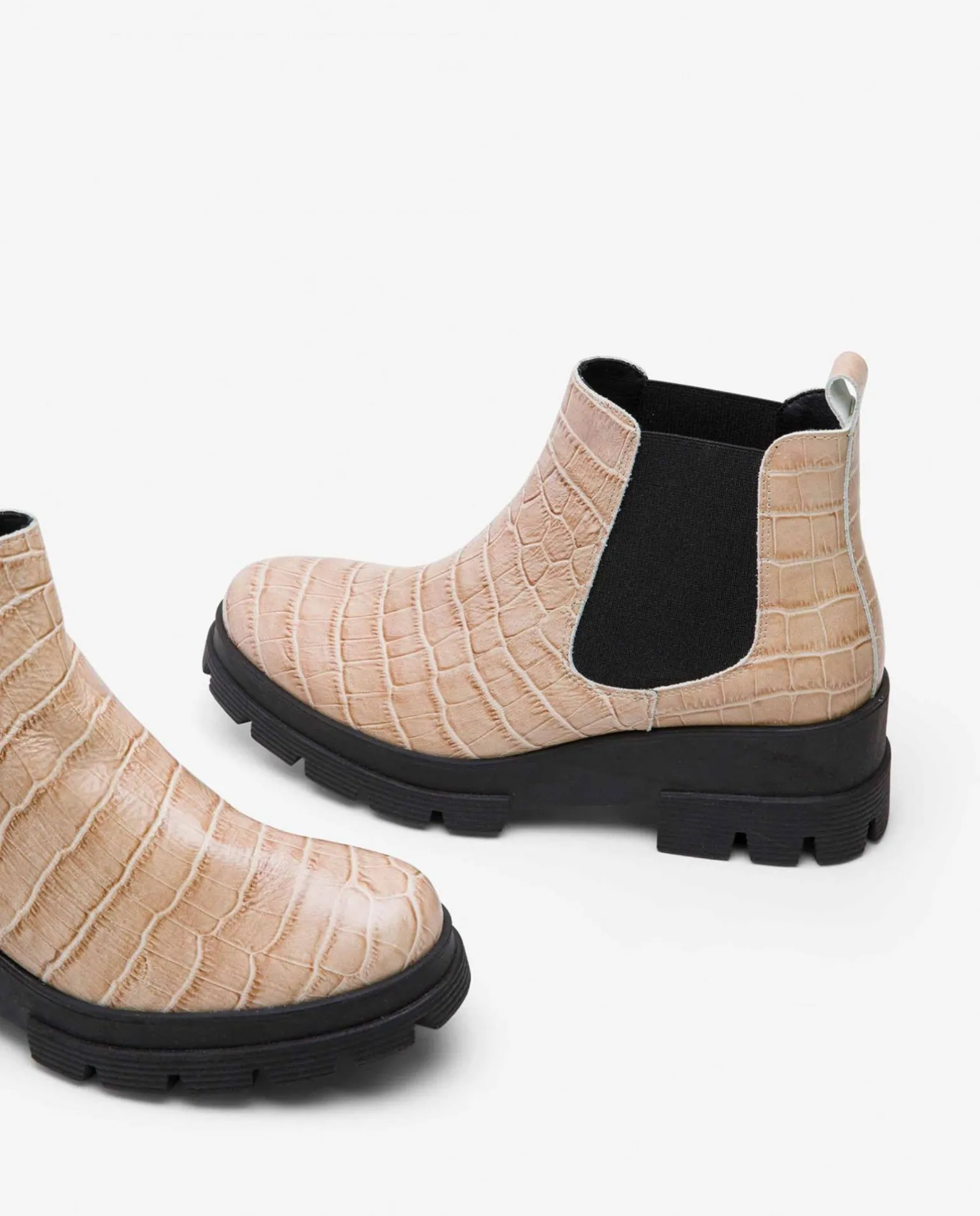 Abotinado Elastico Napa Coco Rosa