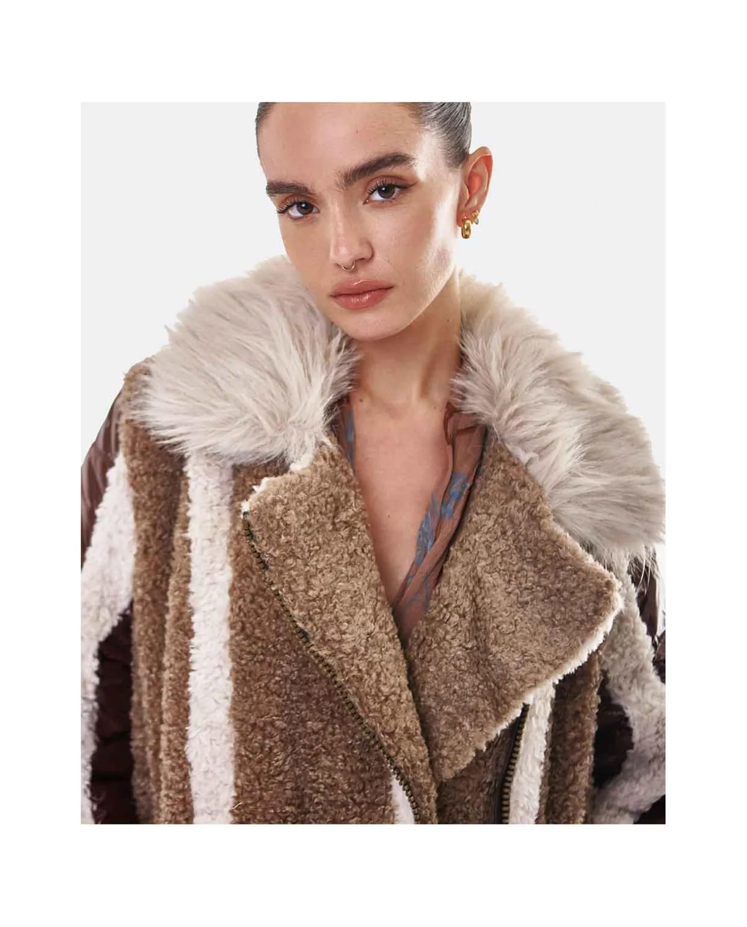 Abrigo Deluxe Felpa Marron