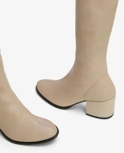 Bota Mosquetera Strech Napa Licra Beig