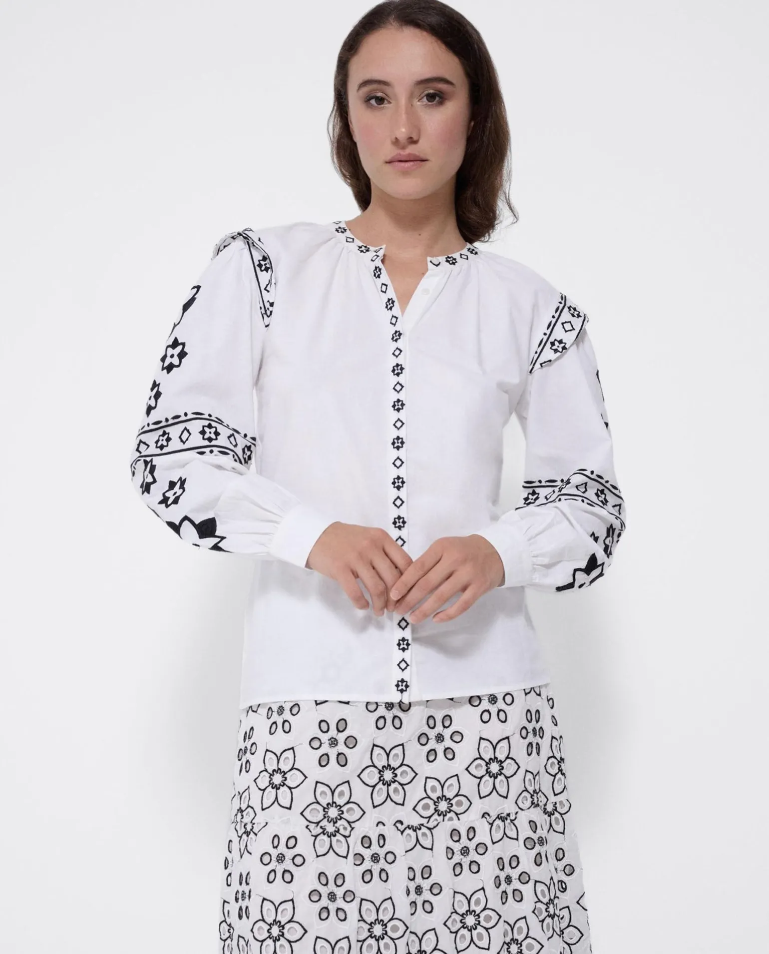 Camisa Mangas Bordadas Algodon Blanco