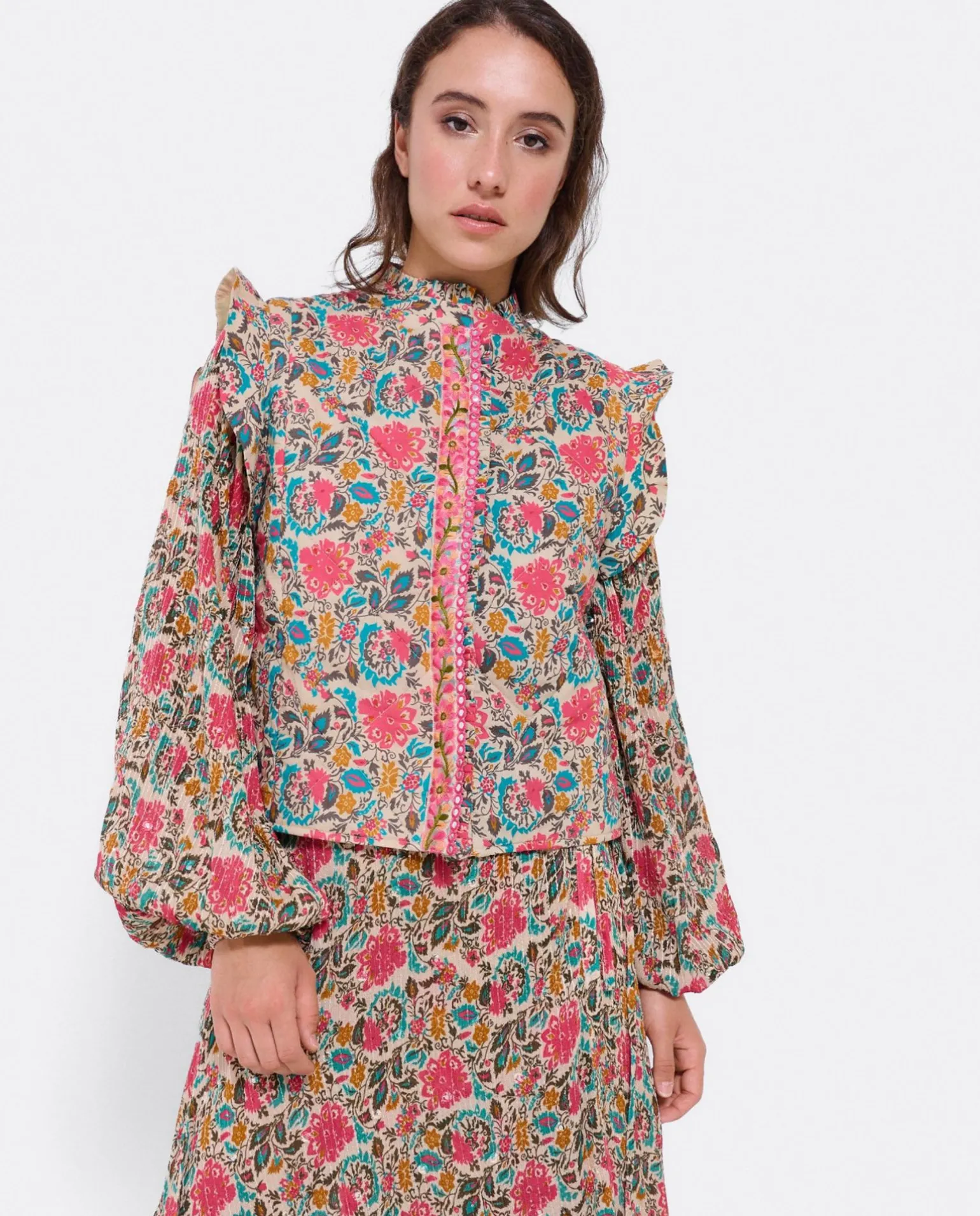 Chaleco Volantes Algodon Flores Beig