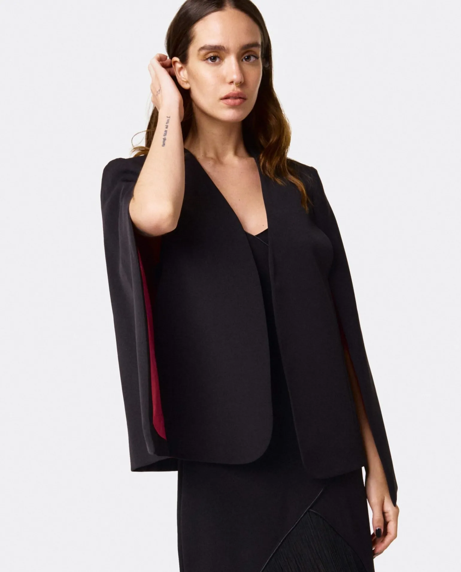 Chaqueta Capa Crep Negro