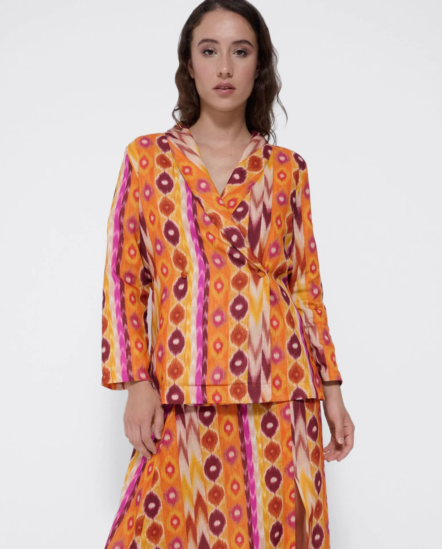 Chaqueta Cruzada Tejido Estampado Etnico