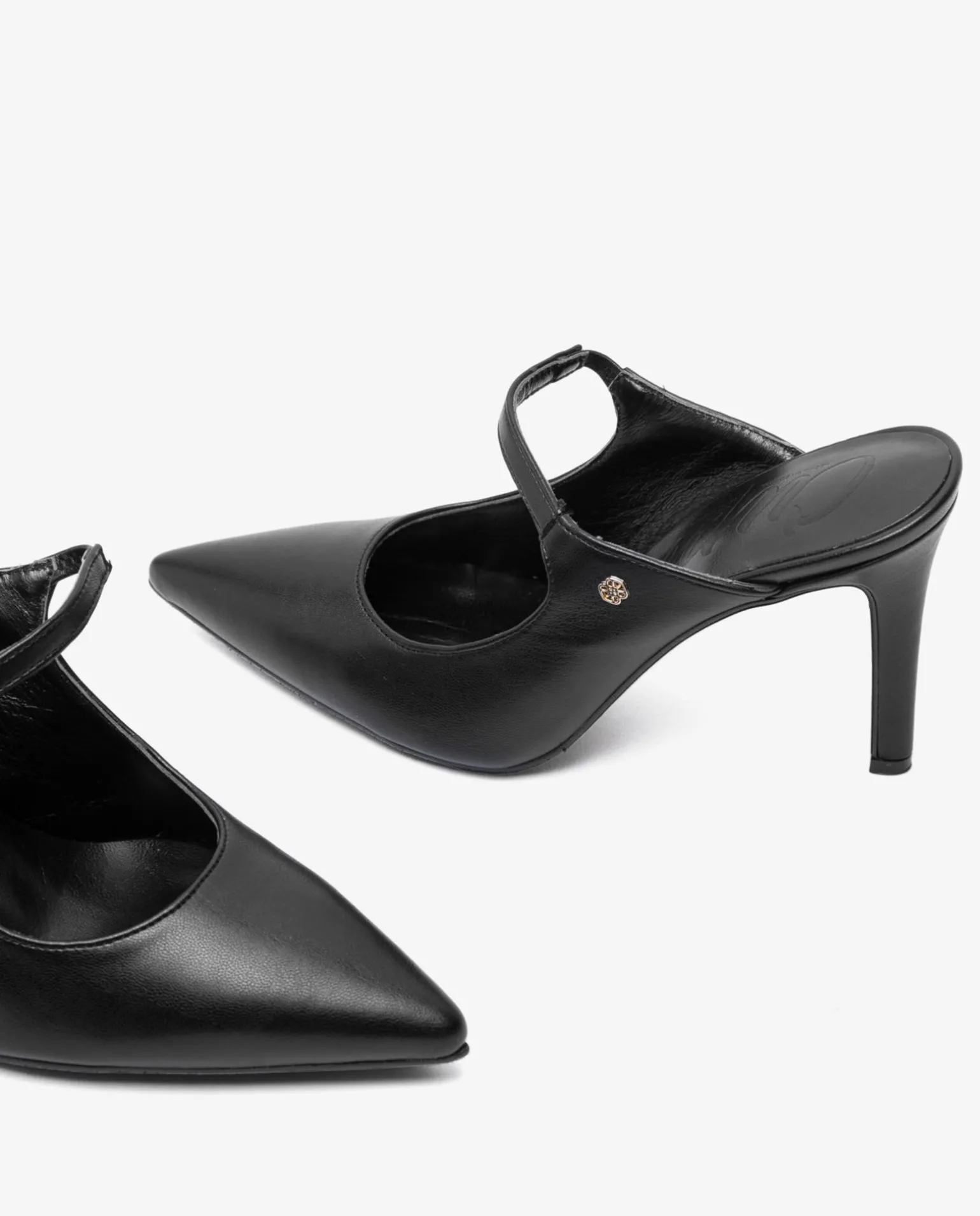 Destalonado Adorno Tecnopiel Negro