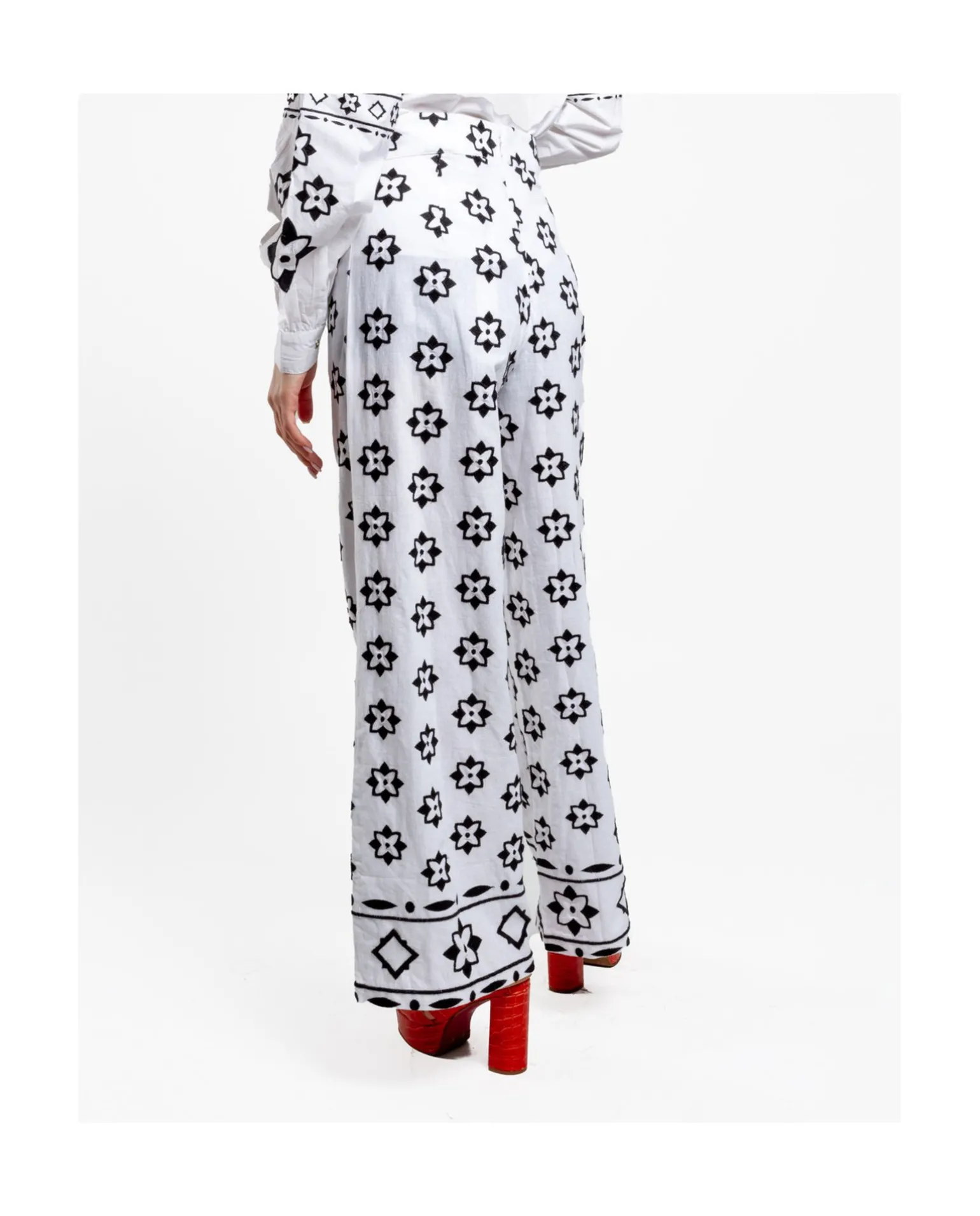 Pantalon Bordado Cenefa Algodon Blanco