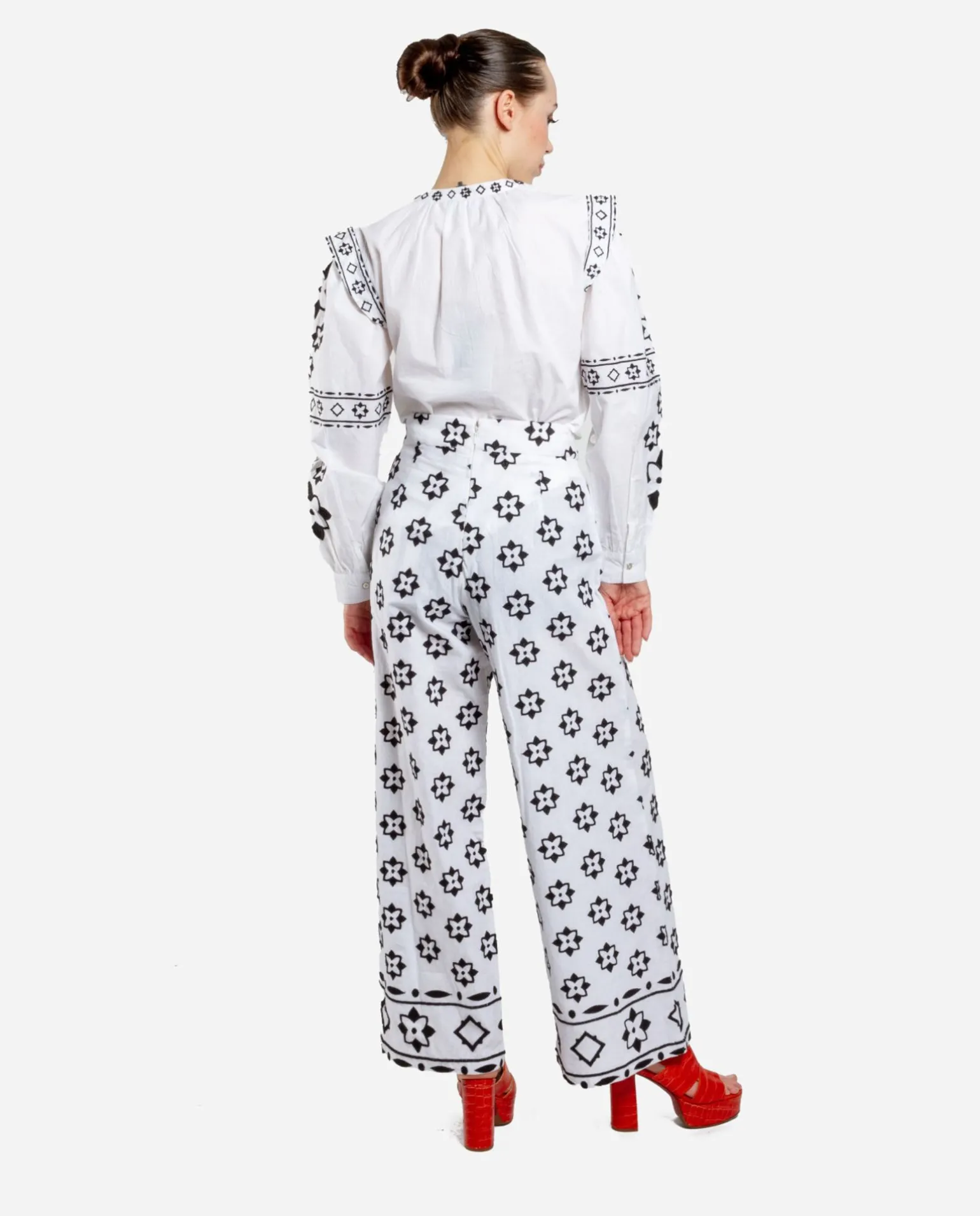 Pantalon Bordado Cenefa Algodon Blanco