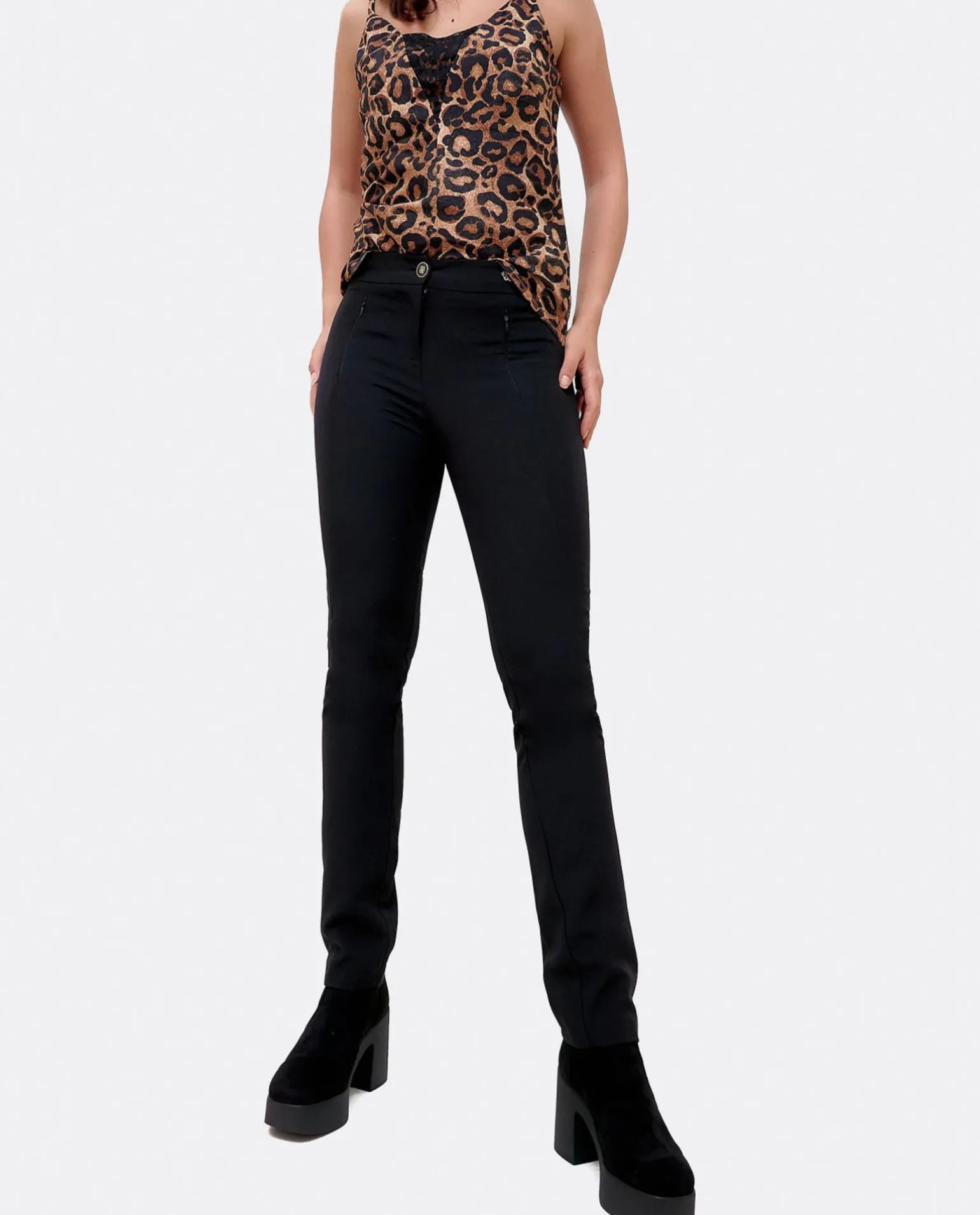 Pantalon Pitillo Doble Tela Negro