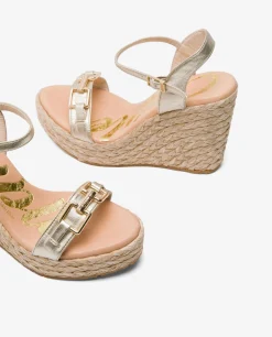 Sandalia Cuna Adorno Tecnopiel Oro