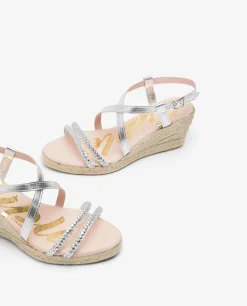 Sandalia Cuna Tiras Strass Plata
