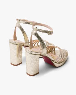 Sandalia Plataforma Tiras Serpiente Oro