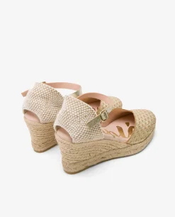 Valenciana Pico Trenzado Oro