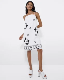 Vestido Bordado Cenefa Algodon Blanco