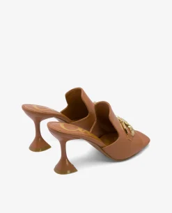 Zueco Adorno Napa Cuero